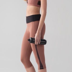 Lululemon smooth stride crop 4